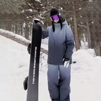 Unique Gradient Loose Snowboard Suits with Matched Pants Riuiyele